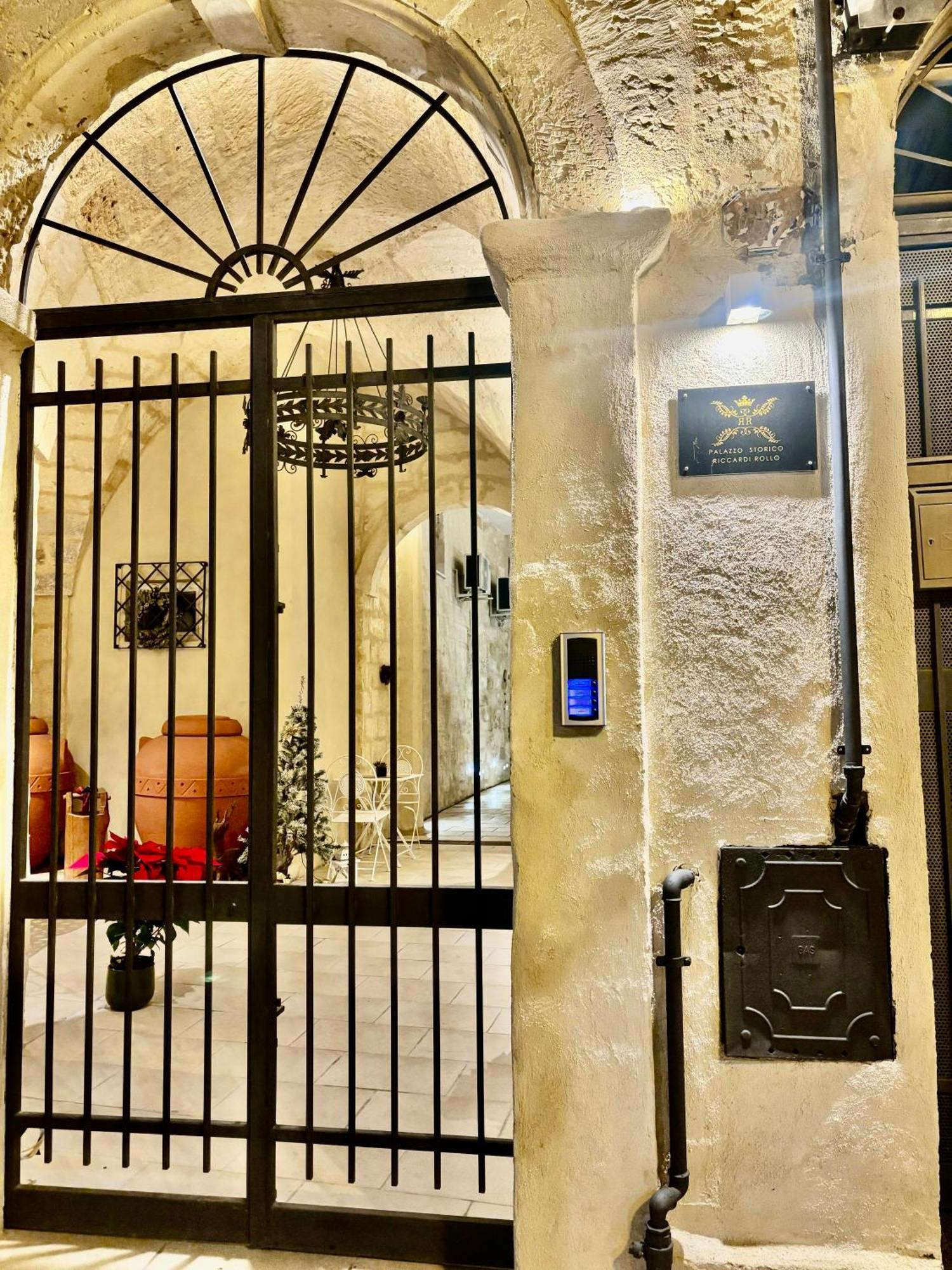 Palazzo Storico Riccardi Rollo San Cesario di Lecce Exterior foto