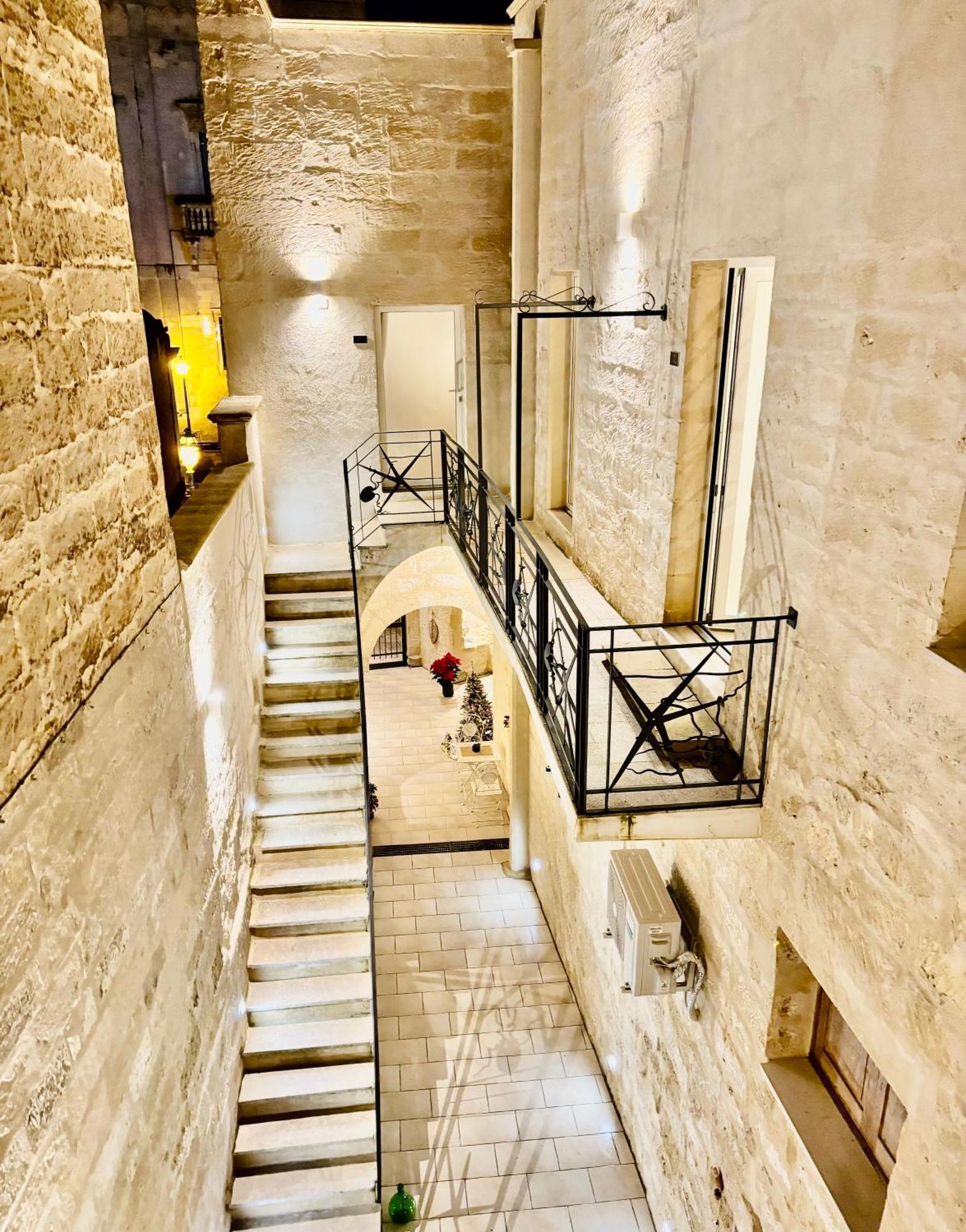 Palazzo Storico Riccardi Rollo San Cesario di Lecce Exterior foto